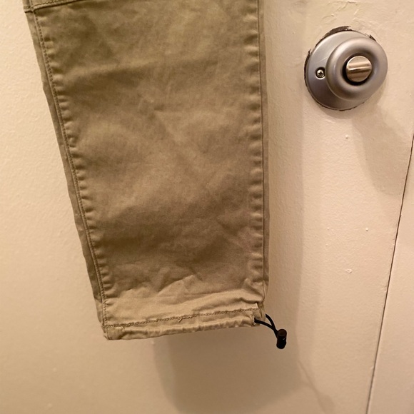 PacSun Utility Green Slim Cargo Pants - Picture 12 of 12